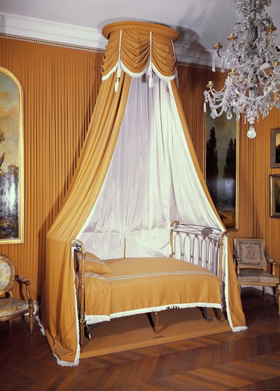 Gölgelikli yatak, c.1790-91 by French School