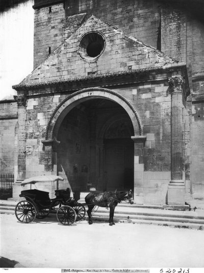 Notre-Dame-des-Doms Katedrali