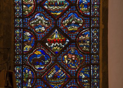Chartres Katedrali, vitray: noe