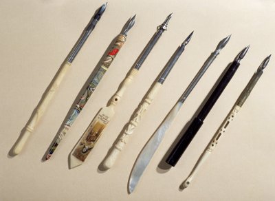 Kalemlik koleksiyonu, 20. yüzyılın başları (fildişi, sedef ve ahşabın annesi) by French School