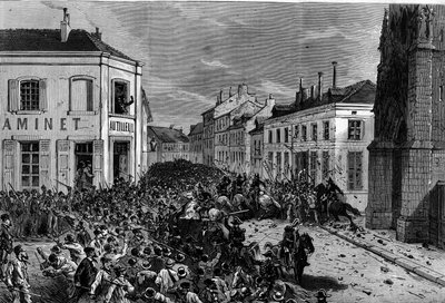 Tourcoing Maristlerinin Jules Ferry tarafından alınan ve izinsiz dini cemaatlerin üyelerine eğitim verme hakkının kaldırıldığı Mart 1880 tarihli kararnamelerin ardından sınır dışı edilmesi: Polis, Maristlerin sınır dışı edilmesine düşman olan binicileri da by French School