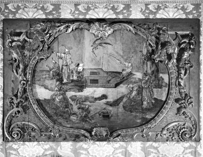 Çin temalı kapı üstü paneli, c.1730 (polikrom ve yaldızlı ahşap) by French School