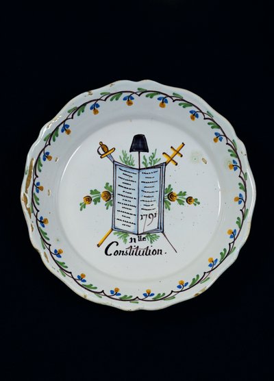 Üç Düzen ile ilişkili Anayasa Kitabı ile süslenmiş plaka, 1791 (seramik) by French School