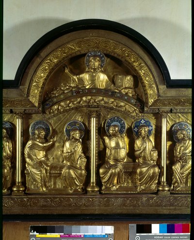 Romanesk sanat: Pentecote'nin sunağı: ahşap, bakır ve emaye antependium. Detay. Stavelot'tan (Meuse) 1160-1170 civarında. Paris, Ulusal Orta Çağ Müzesi, Thermes de Cluny by French School