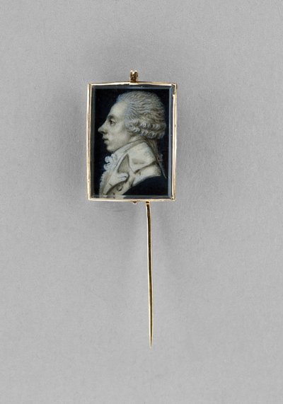 Bir Adamın Portresi ile Stickpin, c.1780 (fildişi, taş, parşömen, 23k altın, saç ve cam üzerine suluboya) by French School