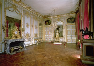 Kabine de la Pendule (Saat Odası) by French School