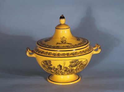 Siyah baskı tasarımlı kase, c.1820 (fayans) by French School