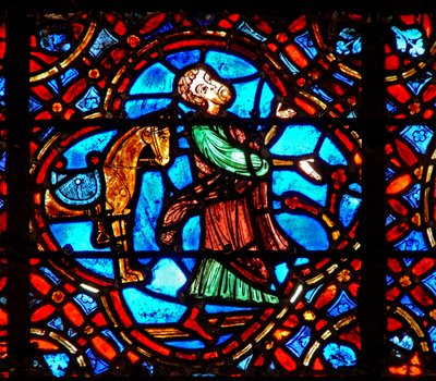 Good Samaritan penceresindeki bir sahneyi gösteren w12 penceresi: Samiriyeli atından iniyor by French School