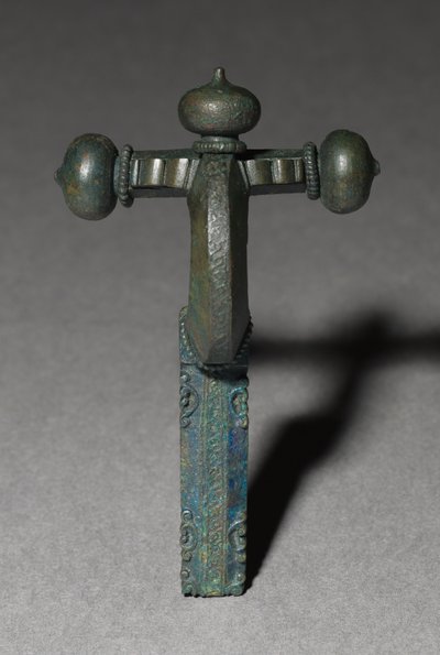 Tatar yayı Fibula, c.350-400 by Gallo-Roman