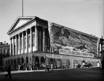 Belediye Binası, Victoria Meydanı, Birmingham, 1941. by George Bernard Mason