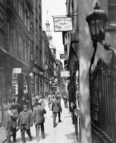 Bow Lane kuzeye bakıyor, Londra Şehri, c1920