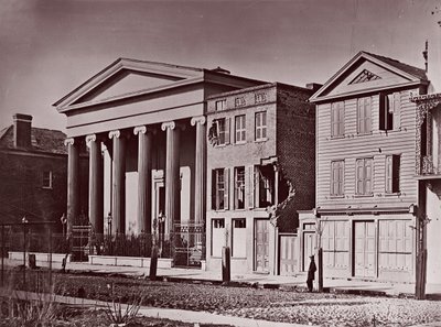 Hibernian Salonu, Charleston, yak. 1864. by George N. Barnard