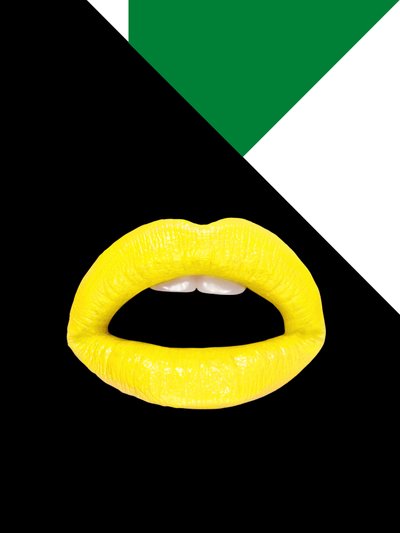 Seninki gibi Kisses Dream of Lips (dijital) by George Rosaly