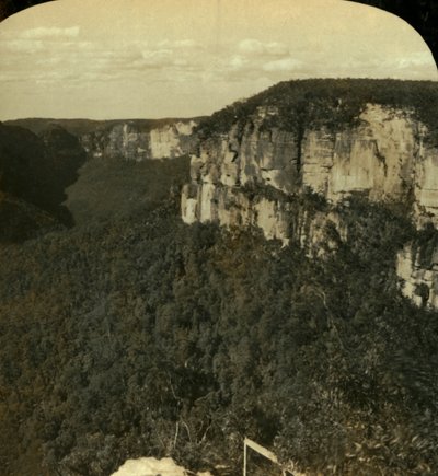 Grose Vadisi, Mavi Dağlar, N.S.W., Avustralya, 1909. by George Rose