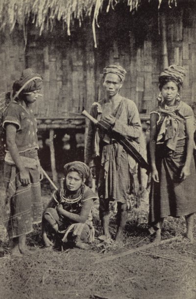 Burma: Karakteristik dah