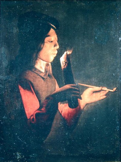 ಯುವಕ ತನ್ನ ಪೈಪ್ ಟರ್ಕ್ ಅನ್ನು ಬೆಳಗಿಸುತ್ತಾನೆ by Georges de la after Tour