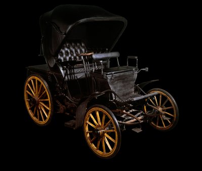 otomobil Benz by German School