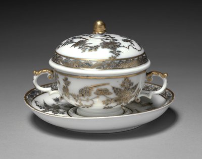 Kapalı Kase ve Tabak, üretici Meissen Porselen Fabrikası, Almanya, 1730-1740 by German School