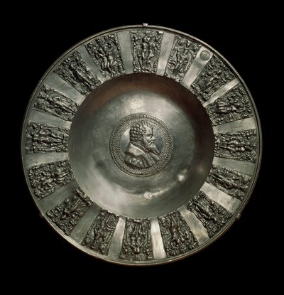 Alman sanatı: 1560 civarında teneke sakson tabağı. Paris, Louvre Müzesi by German School