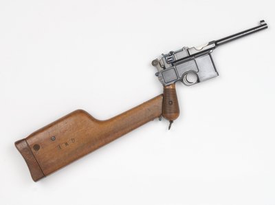 Mauser C96 7.63 mm tabanca by German School