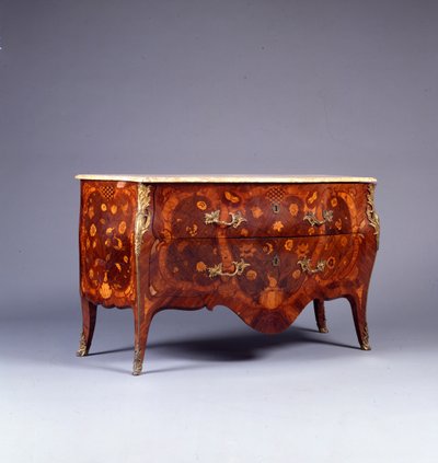 Bir çift kakmacılık ve parke komodinden biri, c.1765 (laklı pirinç üzerine monte edilmiş kral ağacı, amaranth, lale ağacı ve bois satine) (ayrıca bkz. 463022) by German School