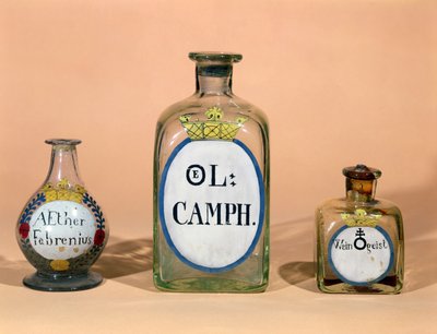 Kafur ve Şarap Ruhu (cam) için farmasötik kavanozlar by German School
