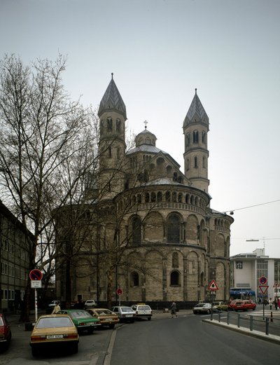 Romanesk sanat: Apotres kilisesinin görünümü by German School