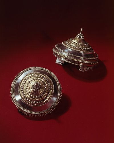 Tutulus fibula çifti (gümüş) by German School