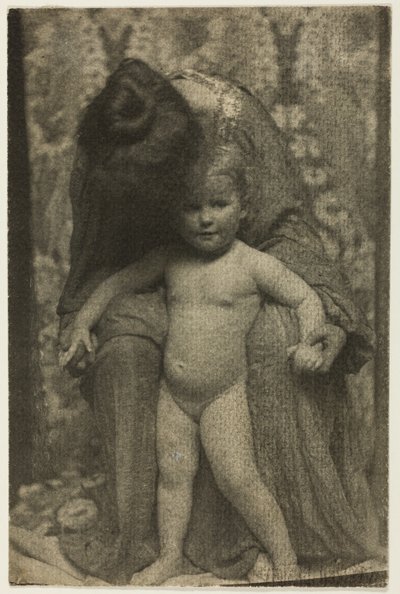 Anne ve Çocuk by Gertrude Käsebier