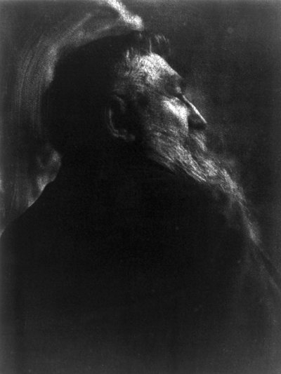 Gertrude Kasebier (1852-1934) tarafından Fransız heykeltıraş Auguste Rodin'in (1840-1917) portre fotoğrafı by Gertrude Käsebier
