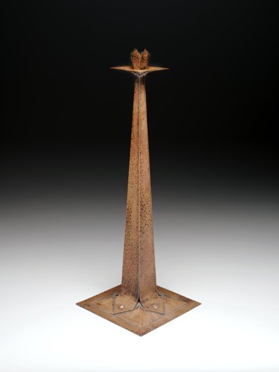 Şamdan, c.1907 (bakır) by Gustav Stickley