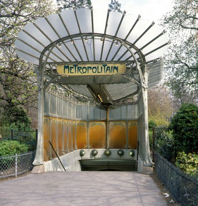 Porte Dauphine, metro durağı, Guimard mimarisi. by Hector Guimard
