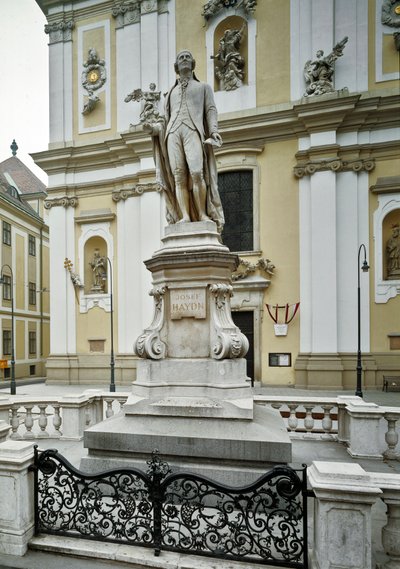 Avusturyalı besteci Franz Joseph Haydn (1732-1809) anısına Heinrich Nitter (1844-1892) tarafından gerçekleştirilen anıt anıt 1887 Viyana, Avusturya by Heinrich Natter