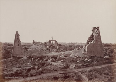 Karnak, Horus
