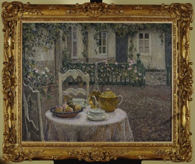 Pembe Masa Örtüsü by Henri Eugene Augustin Le Sidaner