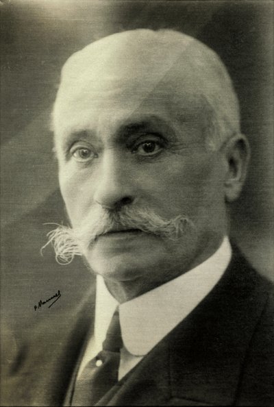  by Henri Manuel