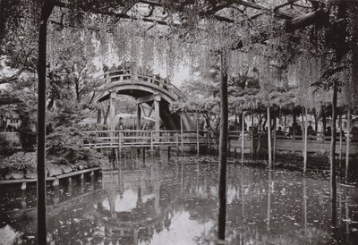 Kameido (s/b fotoğraf) by Herbert Ponting