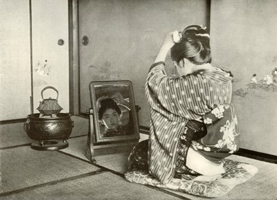 Günün Baskısı, 1910. by Herbert Ponting