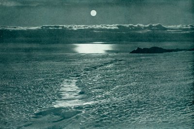 Barne Buzulu: İnce Kar Köprülü Bir Yarık, c19101913, 1913. by Herbert Ponting