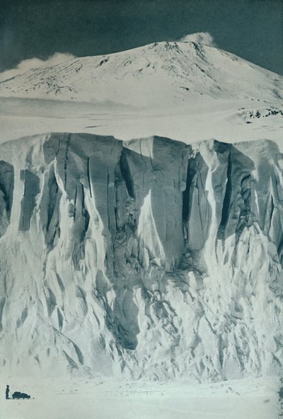 Erebus Dağı Surları, c1911, 1913 by Herbert Ponting