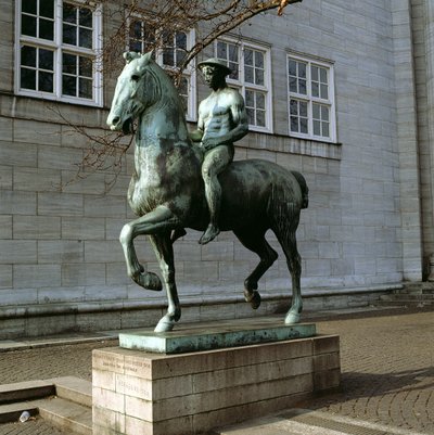 Binici, 1908 (bronz) by Hermann Hahn