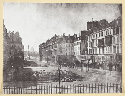 Rue Royale ve 1848 Barikatlarının Kalıntıları by Hippolyte Bayard