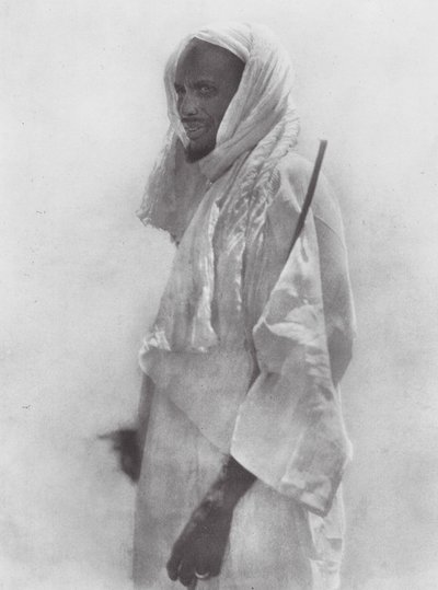 Afrika: Aulad Hamid Arab (siyah-beyaz fotoğraf) by Hugo Adolf Bernatzik