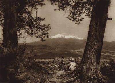 Meksika: Iztaccihuatl ile Amecameca (b/w fotoğraf) by Hugo Brehme