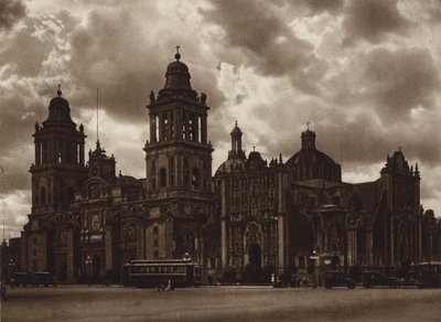 Meksika: Başkent Mejico, La catedral (b/w fotoğraf) by Hugo Brehme