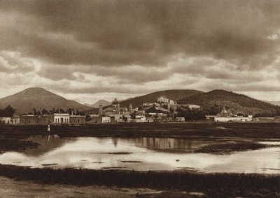 Meksika: Hac yeri Guadalupe Hidalgo (b/w fotoğraf) by Hugo Brehme