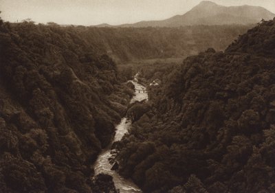 Meksika: Orizaba, Kanada (b/w fotoğraf) by Hugo Brehme