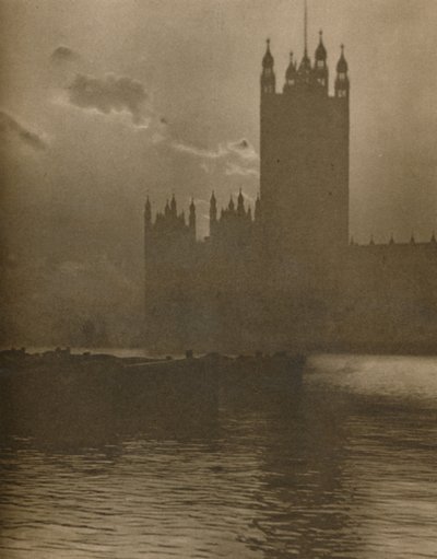 'Parlamento Londra'sının Kalbini Kaplayan Taştan Tapınak', c1935. by Huson