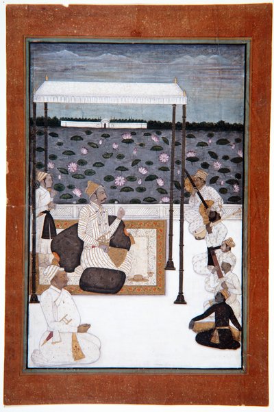 Bir asilzade, göl kenarındaki terasta gölgelik altında müzik dinliyor, c.1680 (kağıt üzerinde opak wc ve altın) by Indian School