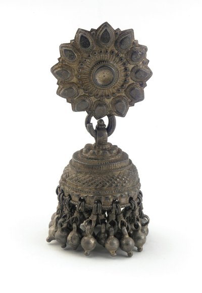 Küpe (jhumka) (gümüş) by Indian School